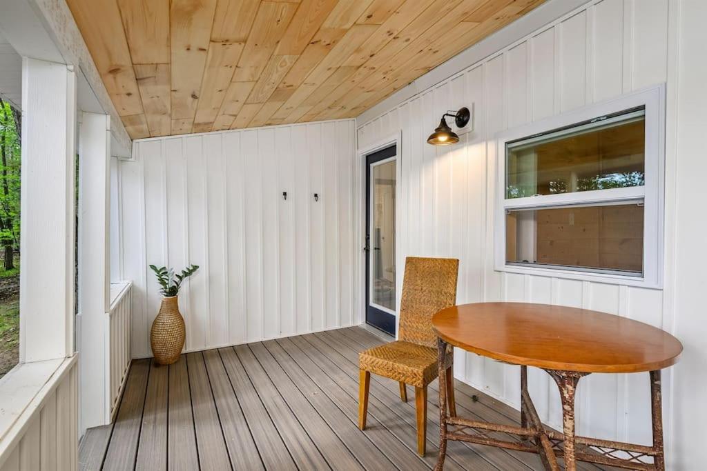 Arbutus Retreat * Traverse Stadt